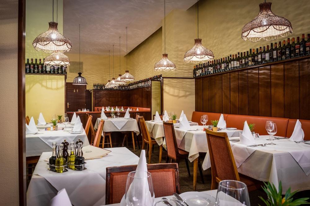 Graben Hotel 4*